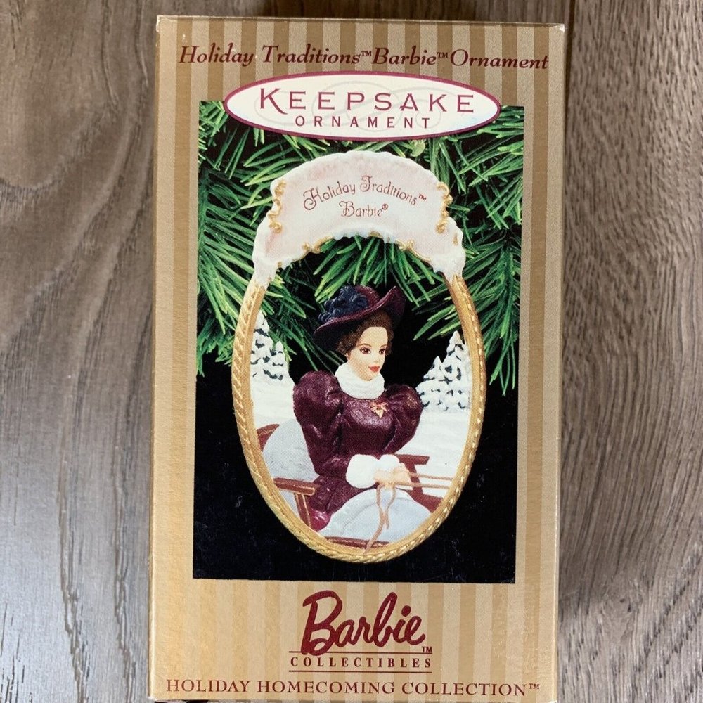 Hallmark Keepsake 1997 Holiday Traditions Barbie Ornament Homecoming Collection - Picture 1 of 4